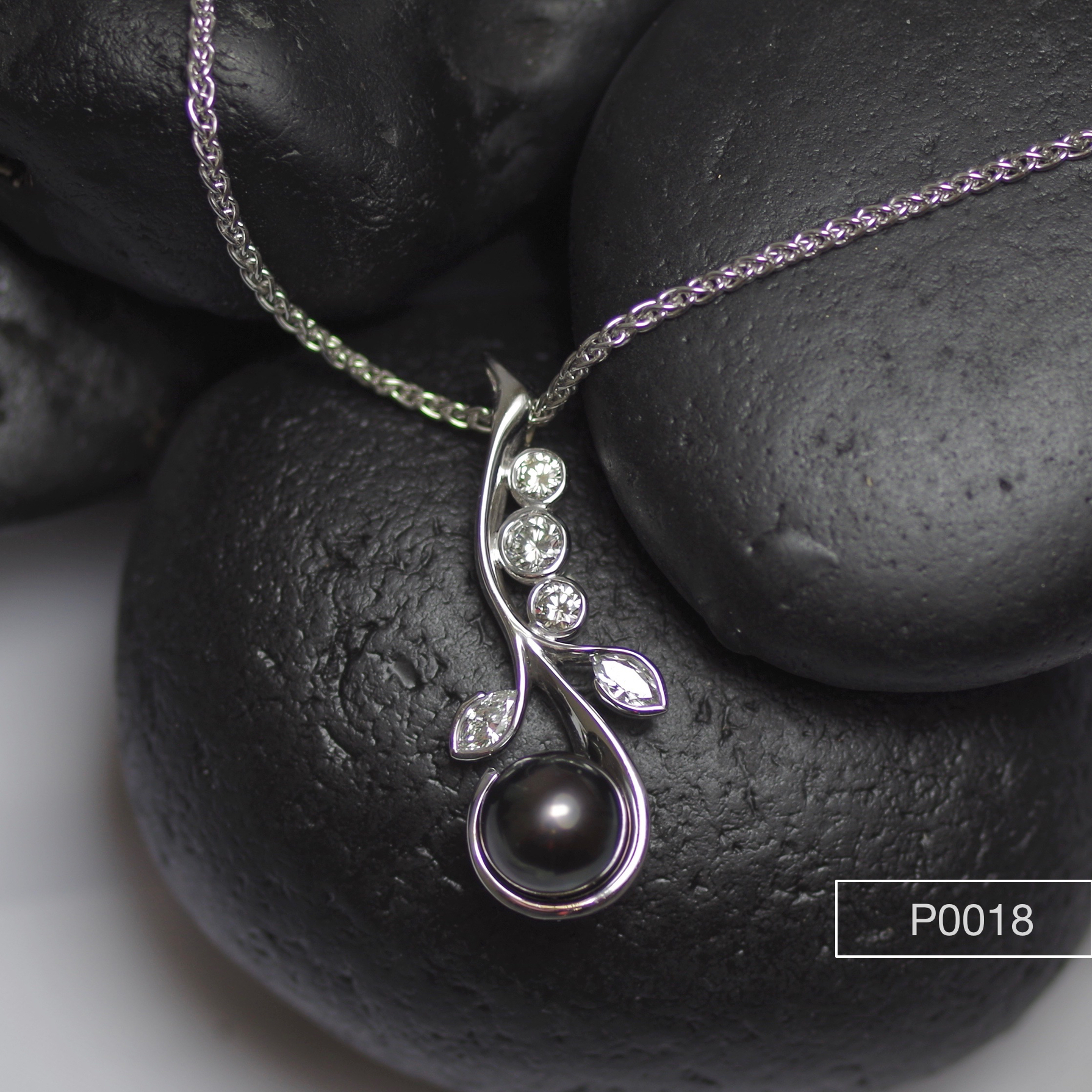 bespoke-jewellery-earrings-pearl